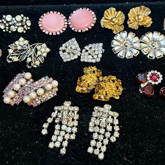 Vintage Clip Earrings Lot of 15. - Picture 2 of 11